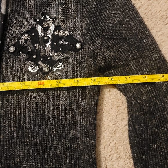 Miss Me Long Sleeve Top (fits like a small) - Picture 7 of 9